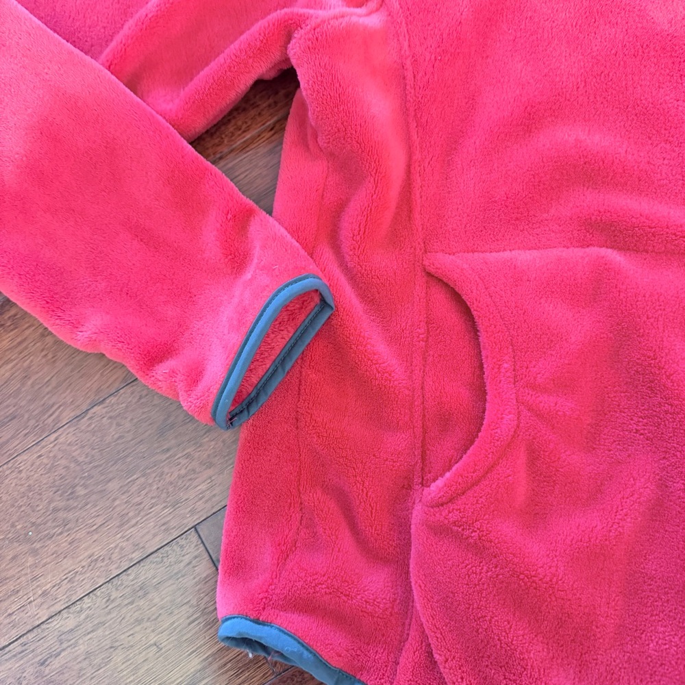 NHL Red Half-Zip Fleece Pullover - Picture 4 of 6
